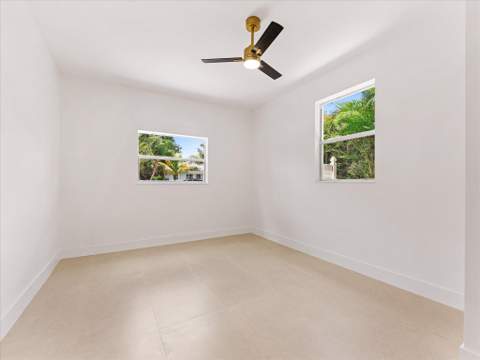 3856 Corrigan Court, Lake Worth Beach FL - photo 16 of 39