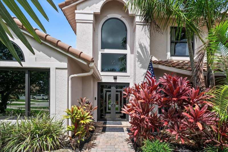4 bedroom Single Family Residence at 10798 SeaCliff Circle, Harbour Lakes, Boca Raton — photo 1
