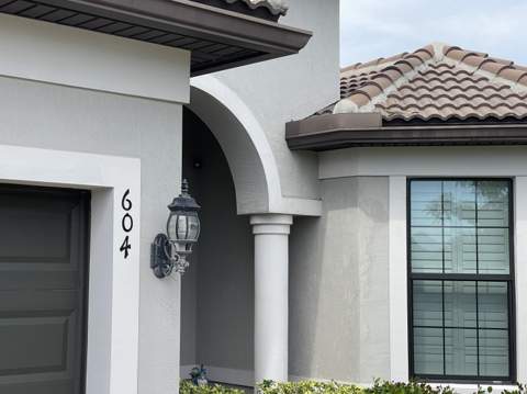 604 SE Monteiro Drive, Port St. Lucie FL - photo 7 of 40