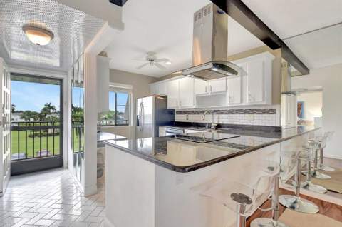 4070 Tivoli Court #307, Lake Worth FL - photo 10 of 49