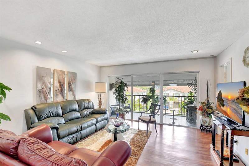2 bedroom Condominium at 4070 Tivoli Court #307, Fountains Of Palm Beach Condo 7, Lake Worth — photo 3