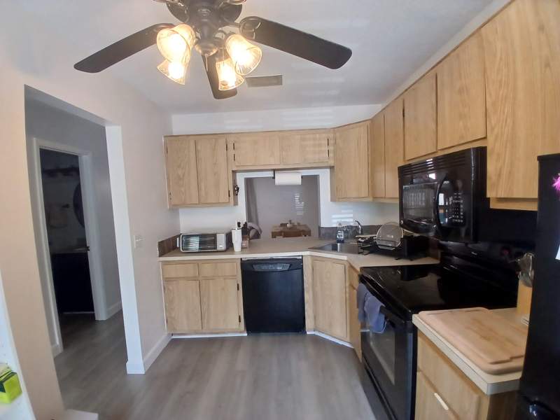 2 bedroom Townhouse at 833 Hill Drive #D, Society Hill Cannongate, West Palm Beach — photo 3
