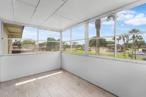 12005 Poinciana Boulevard #209, Royal Palm Beach FL - photo 8 of 37