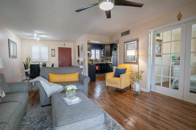 1 bedroom Condominium at 715 Lori Drive #303, Lakeside Village Condo 7, Palm Springs — photo 4