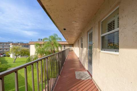 715 Lori Drive #303, Palm Springs FL - photo 21 of 24