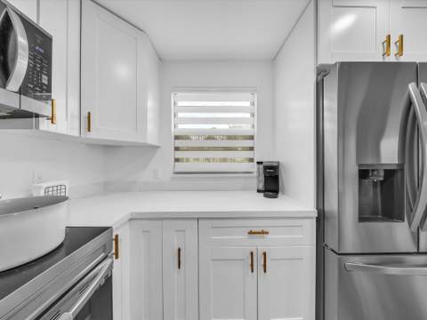21 Prescott B, Deerfield Beach FL - photo 16 of 47