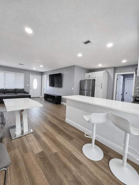 2341 NW 11th Court, Pompano Beach FL - photo 17 of 25