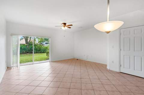 460 Princess Drive, Margate FL - photo 23 of 26