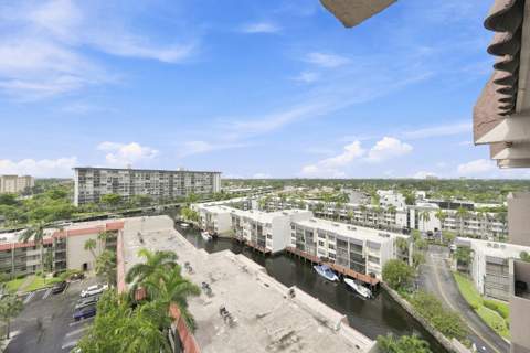 777 S Federal Highway #Rp Ph 15, Pompano Beach FL - photo 21 of 35