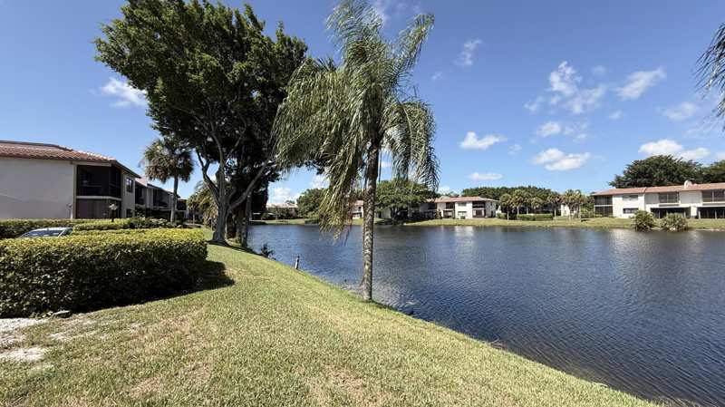 2 bedroom Condominium at 21338 Juego Circle #11g, Vistas Of Boca Lago Condo, Boca Raton — photo 1