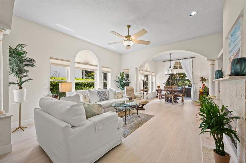 2 bedroom Single Family Residence at 21 Grand Bay Circle, Oak Harbour 3, Juno Beach — photo 5