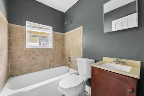 649 W 10th Street, Riviera Beach FL - photo 13 of 15