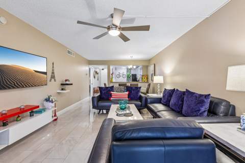 5718 Coral Lake Drive #206, Margate FL - photo 7 of 31