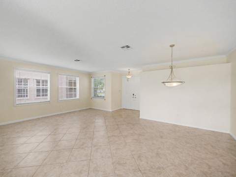 11728 SW Bennington Circle, Port St. Lucie FL - photo 6 of 117