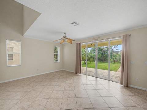 11728 SW Bennington Circle, Port St. Lucie FL - photo 13 of 117