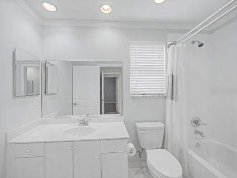 11728 SW Bennington Circle, Port St. Lucie FL - photo 21 of 117