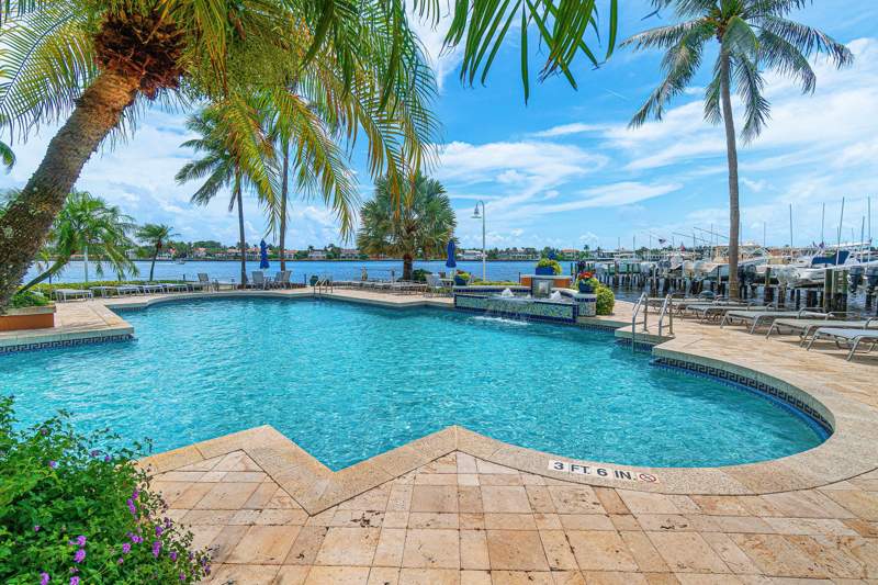 2 bedroom Condominium at 131 Yacht Club Way #307, Yacht Club On The Intracoastal Condo, Hypoluxo — photo 2