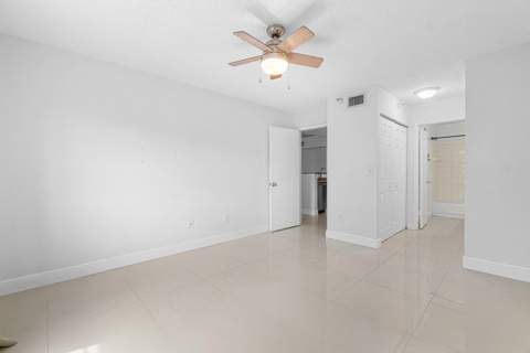 131 Yacht Club Way #307, Hypoluxo FL - photo 15 of 48