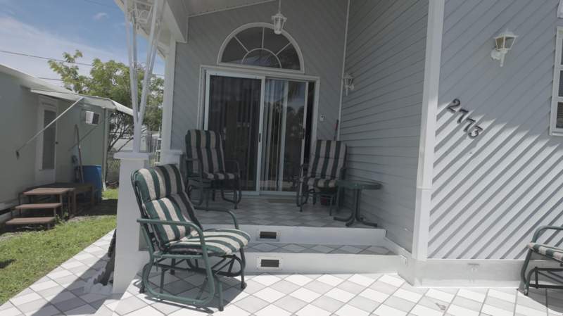 2 bedroom Mobile Home at 2773 NW 29th Place, Sunshine Holiday, Oakland Park — photo 3