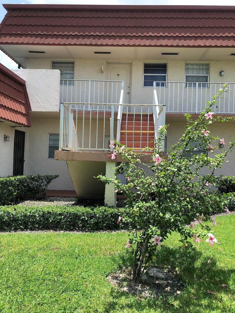 1 bedroom Condominium at 12011 Poinciana Boulevard #202, Greenway Village South Condo 4, Royal Palm Beach — photo 2