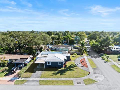 1900 SW 33rd Avenue, Fort Lauderdale FL - photo 7 of 45