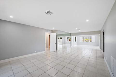 1900 SW 33rd Avenue, Fort Lauderdale FL - photo 10 of 45