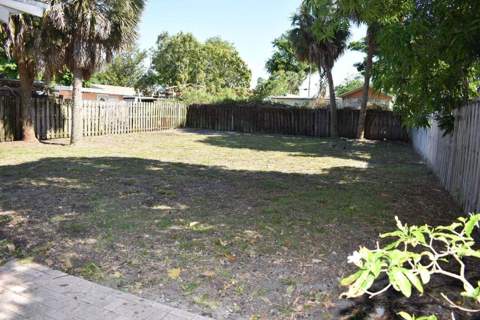 940 Bignonia Road, West Palm Beach FL - photo 9 of 10