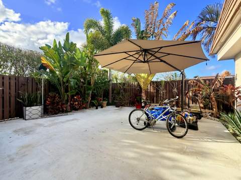 11584 Winchester Drive, Palm Beach Gardens FL - photo 15 of 17