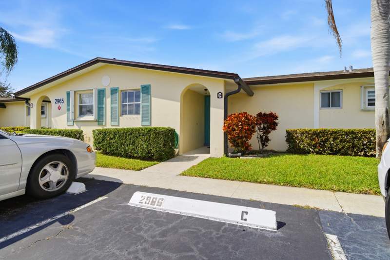 1 bedroom Condominium at 2965 Ashley Drive #C, Cresthaven Villas 6 Condo, West Palm Beach — photo 2