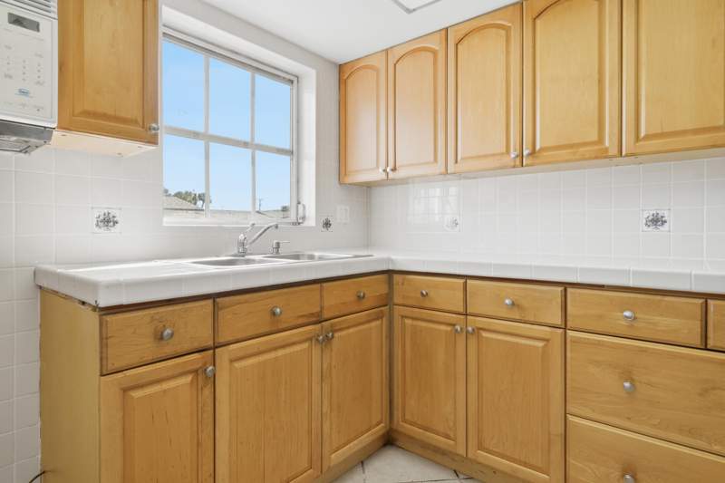 1 bedroom Condominium at 2965 Ashley Drive #C, Cresthaven Villas 6 Condo, West Palm Beach — photo 5