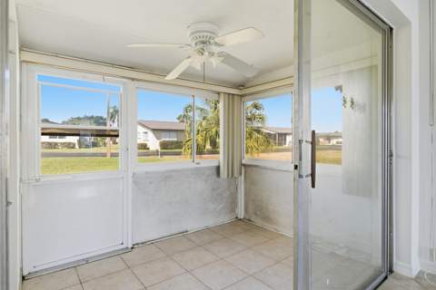 2965 Ashley Drive #C, West Palm Beach FL - photo 16 of 32