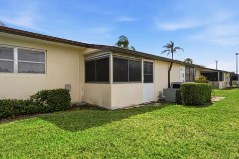 2965 Ashley Drive #C, West Palm Beach FL - photo 20 of 32