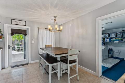 1419 SE 1st Way, Deerfield Beach FL - photo 8 of 36