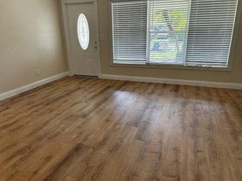884 SE Solaz Avenue, Port St. Lucie FL - photo 6 of 10