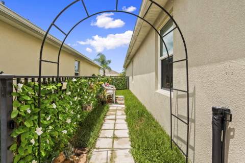 10765 SW Cremona Way, Port St. Lucie FL - photo 21 of 45