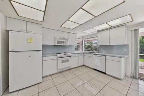 4141 NE 23rd Avenue, Lighthouse Point FL - photo 19 of 32