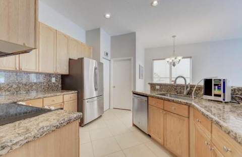 5012 Victoria Circle, West Palm Beach FL - photo 11 of 58