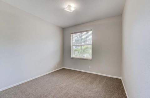 5012 Victoria Circle, West Palm Beach FL - photo 20 of 58