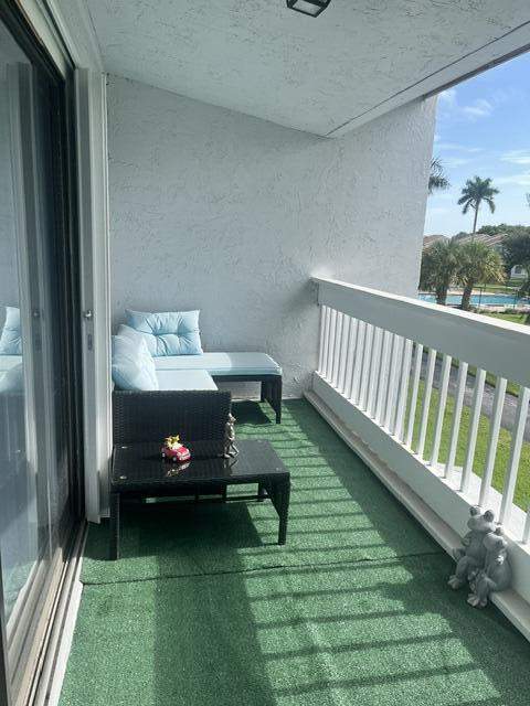 1701 Woodbridge Lakes Circle, West Palm Beach FL - photo 14 of 23