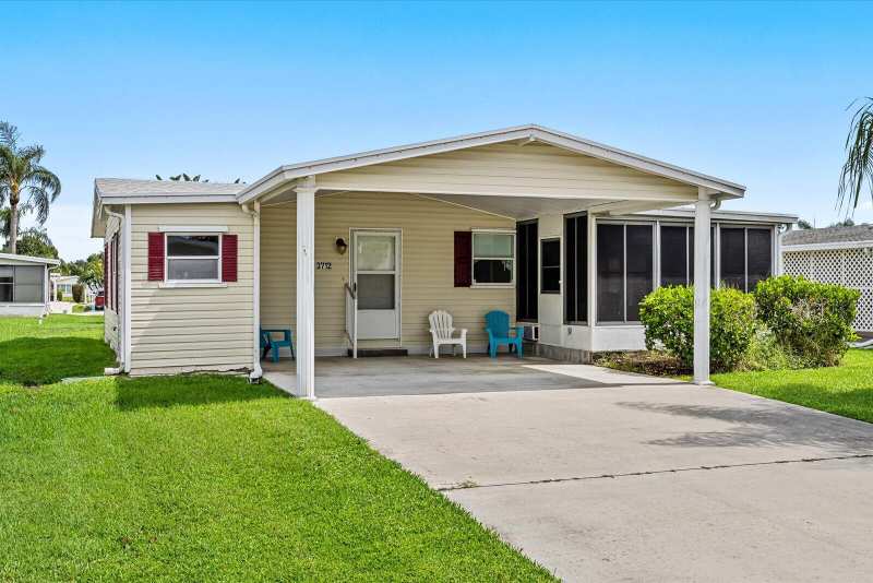 2 bedroom Manufactured Home at 3712 Crabapple Drive, Savanna Club Plat Phase Three, Port St. Lucie — photo 1