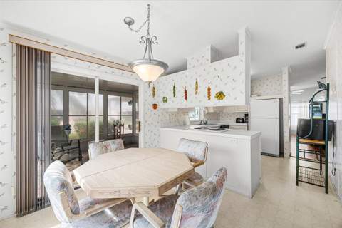 3712 Crabapple Drive, Port St. Lucie FL - photo 15 of 49