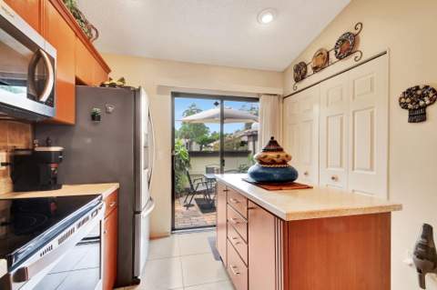 494 Iron Forge Court, Royal Palm Beach FL - photo 10 of 47