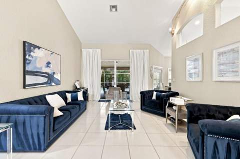 20369 Hacienda Court, Boca Raton FL - photo 8 of 68