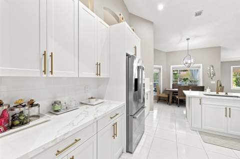 20369 Hacienda Court, Boca Raton FL - photo 15 of 68