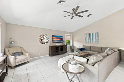 20369 Hacienda Court, Boca Raton FL - photo 20 of 68
