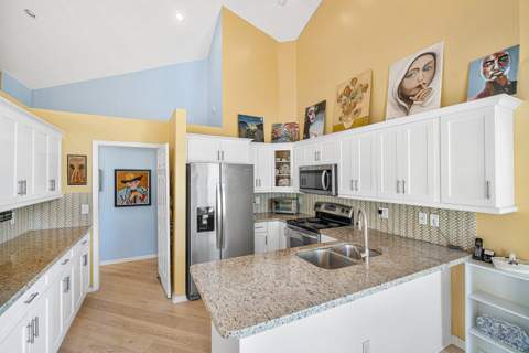 17045 Ryton Lane, Boca Raton FL - photo 8 of 55