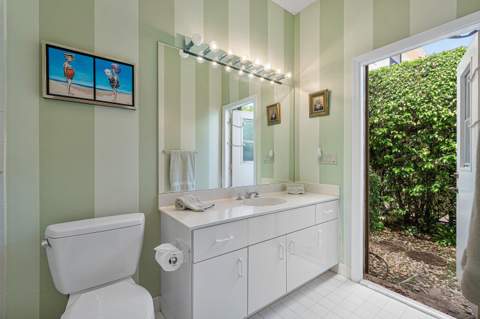 17045 Ryton Lane, Boca Raton FL - photo 21 of 55