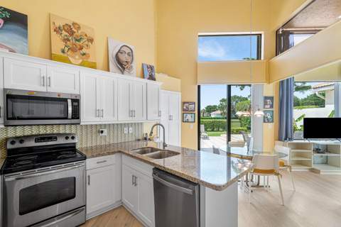 17045 Ryton Lane, Boca Raton FL - photo 10 of 55