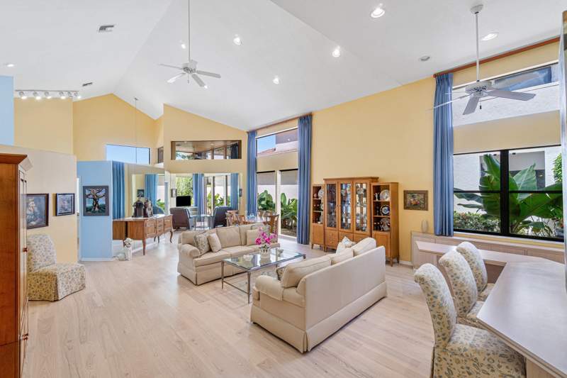 3 bedroom Single Family Residence at 17045 Ryton Lane, HAMPTON COURT / POLO CLUB, Boca Raton — photo 2