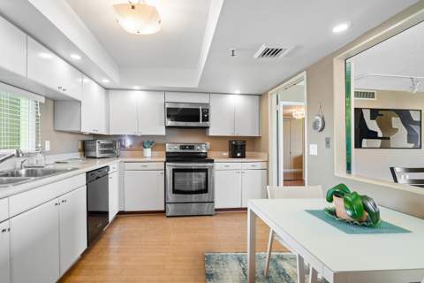 2450 Presidential Way #1606, West Palm Beach FL - photo 12 of 47